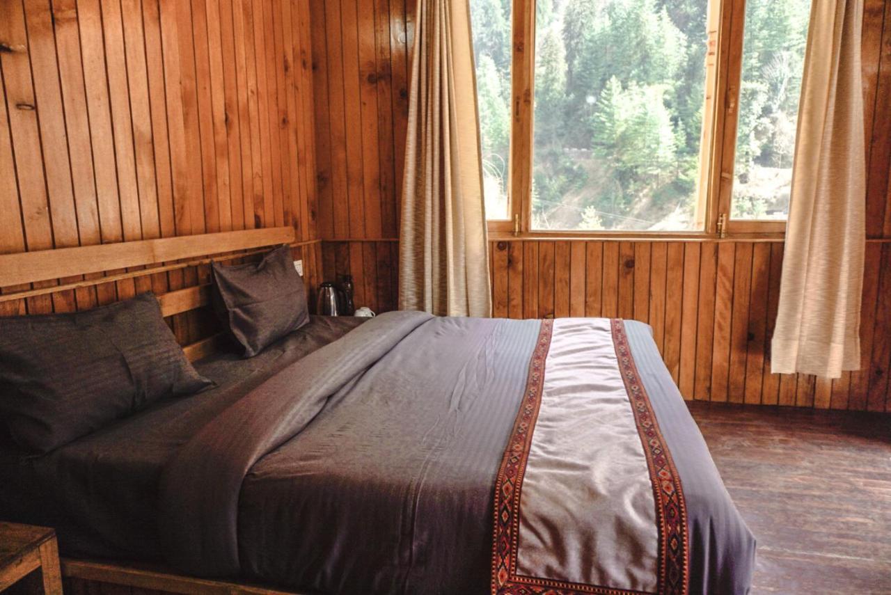Thepahadians Food & Stay Jibhi Bagian luar foto