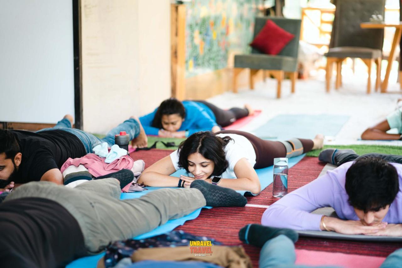 Thepahadians Food & Stay Jibhi Bagian luar foto